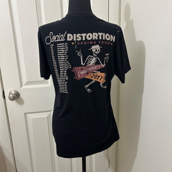 Black Kat Vintage Social Distortion 2017 Spring Tour Skeleton Concert Tee Size S - Picture 3 of 7